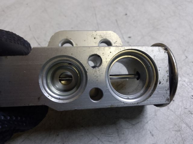 bontott VW UP Klíma Tágulási Szelep