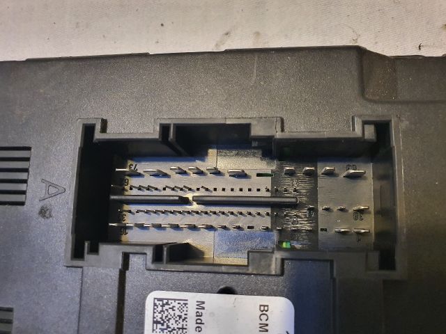 bontott VW UP Komfort Elektronika