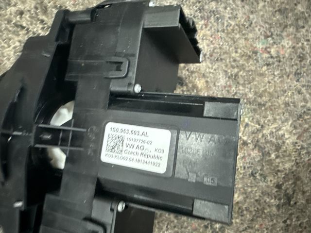 bontott VW UP Komplett Kormánykapcsoló (Bajuszkapcsoló)