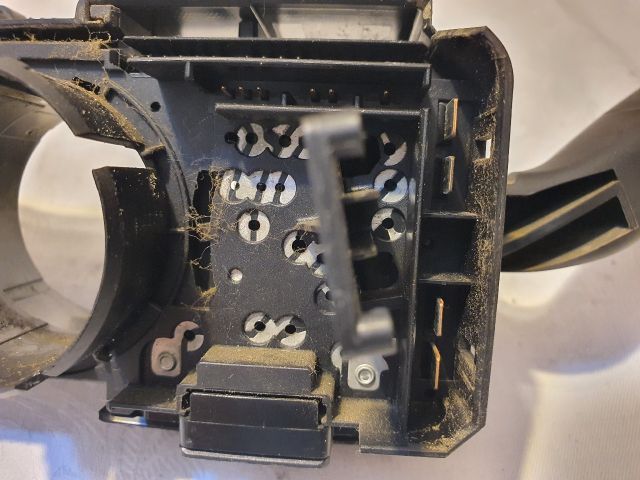 bontott VW UP Komplett Kormánykapcsoló (Bajuszkapcsoló)