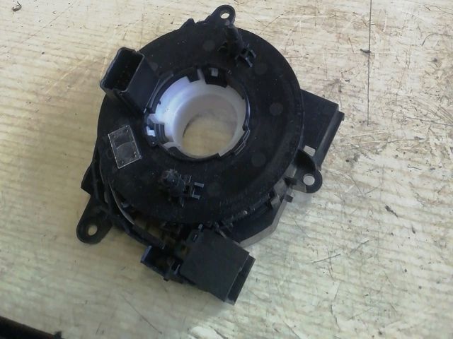 bontott VW UP Légzsák Átvezető Szalagkábel