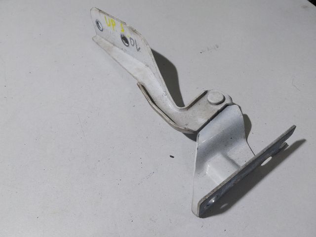 bontott VW UP Motorháztető Jobb Zsanér