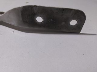 bontott VW UP Motorháztető Jobb Zsanér