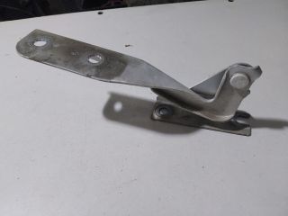 bontott VW UP Motorháztető Jobb Zsanér