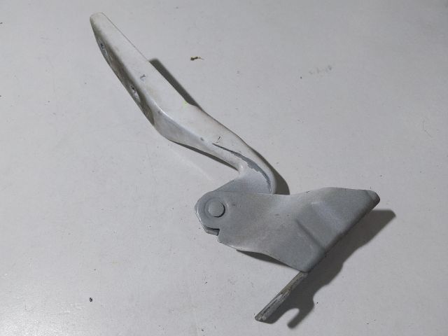 bontott VW UP Motorháztető Jobb Zsanér