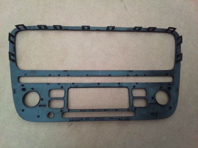 bontott VW UP Rádió / CD Keret