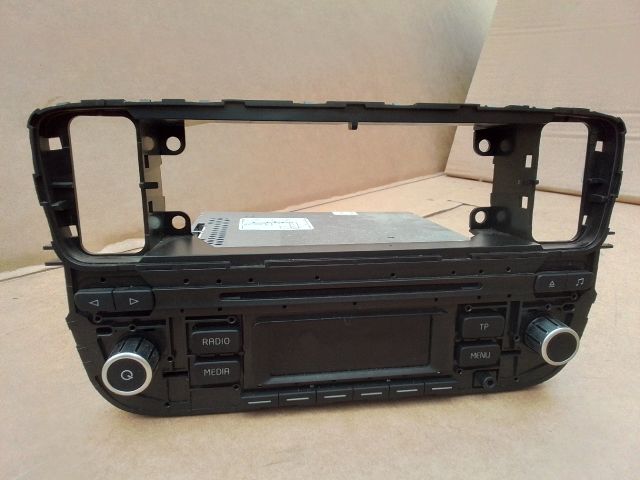 bontott VW UP Rádió / CD