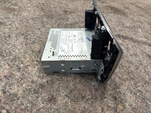 bontott VW UP Rádió / CD