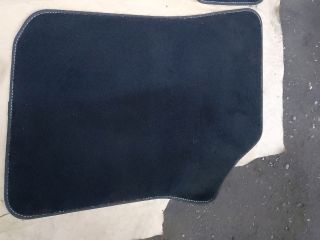 bontott VW UP Szőnyeg Szett