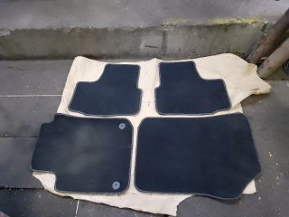 bontott VW UP Szőnyeg Szett