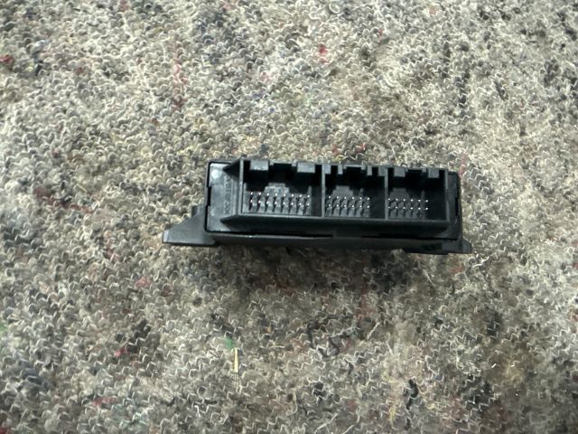 bontott VW UP Tolatóradar Elektronika