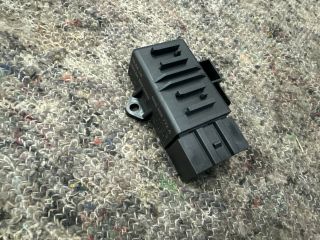 bontott VW UP Ülésfűtés Vezérlő