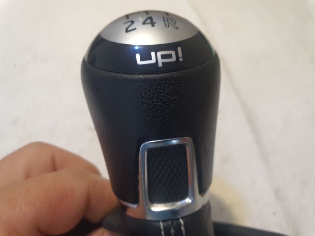 bontott VW UP Váltószoknya