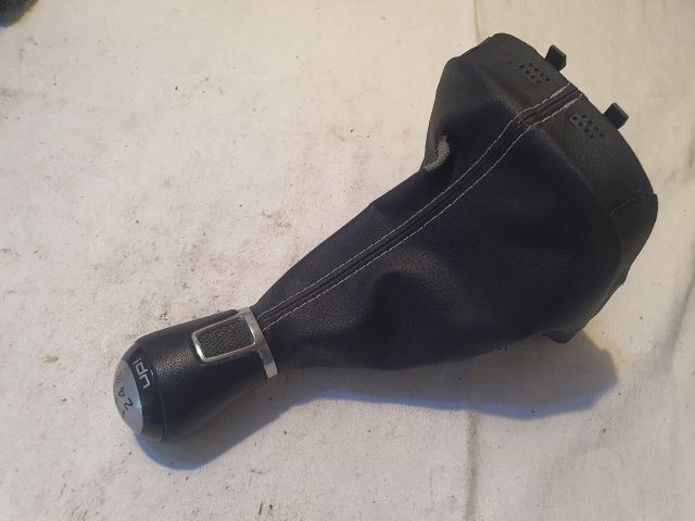 bontott VW UP Váltószoknya