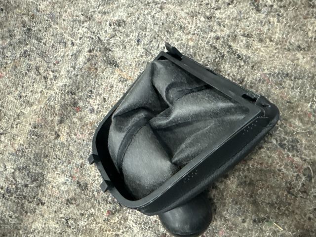 bontott VW UP Váltószoknya