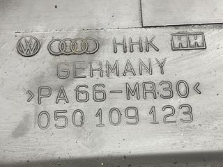 bontott VW VENTO Első Felső Vezérlés Burkolat