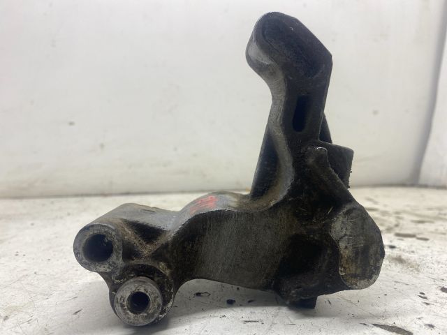 bontott VW VENTO Generátor Tartó Bak