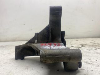 bontott VW VENTO Generátor Tartó Bak