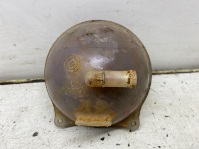 bontott VW VENTO Kiegyenlítő Tartály