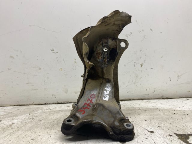 bontott VW VENTO Motor Tartó Bak (Pozíciófüggetlen)