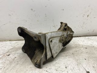 bontott VW VENTO Motor Tartó Bak (Pozíciófüggetlen)