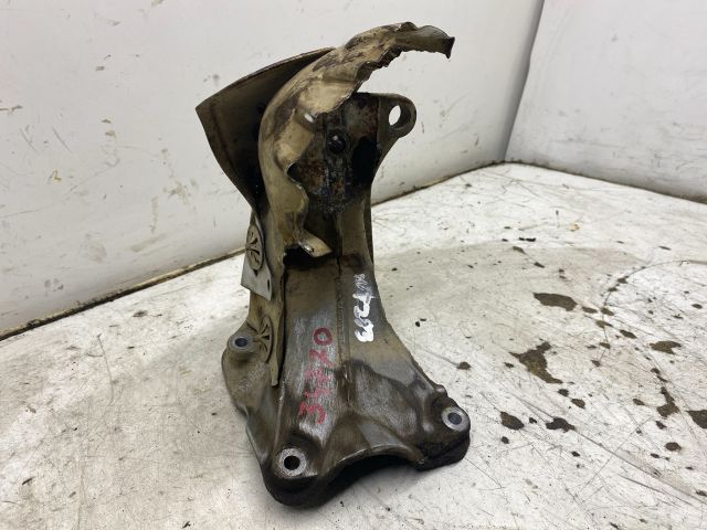 bontott VW VENTO Motor Tartó Bak (Pozíciófüggetlen)