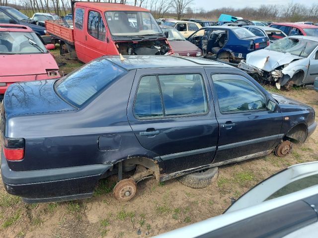 bontott VW VENTO Motorvezérlő