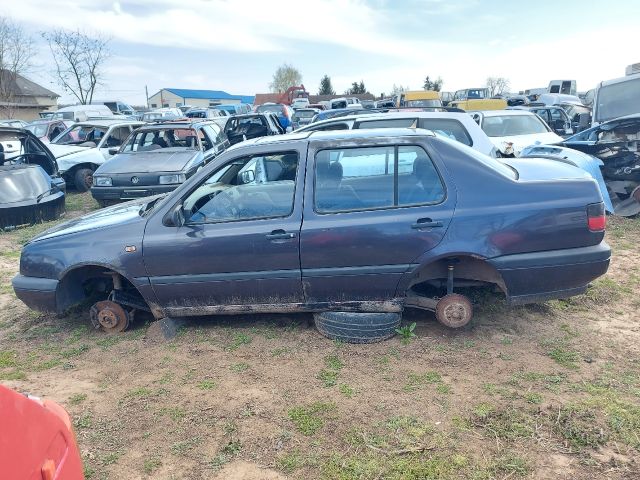 bontott VW VENTO Motorvezérlő