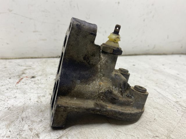 bontott VW VENTO Olajszűrő Ház