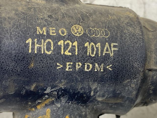 bontott VW VENTO Vízcső