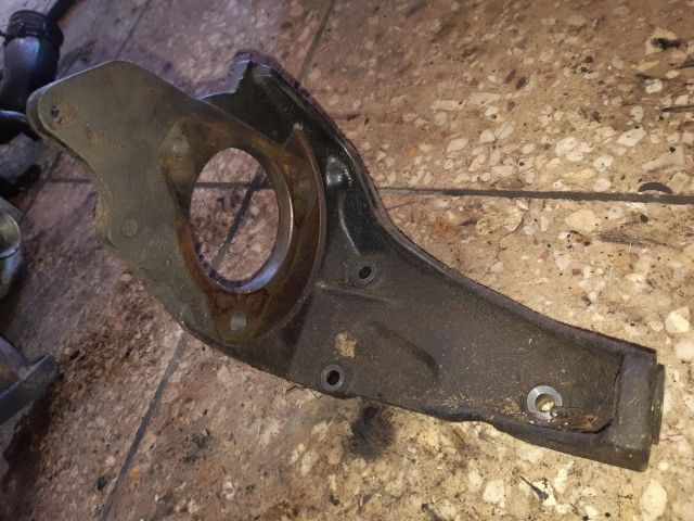 bontott VW VENTO Adagoló Tartó Bak