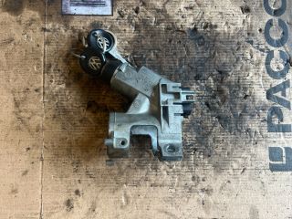 bontott VW VENTO Gyújtáskapcsoló