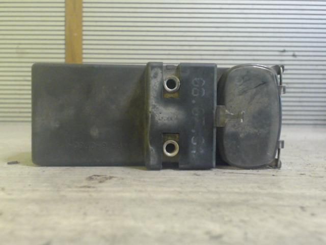 bontott VW VENTO Hűtőventilátor Relé