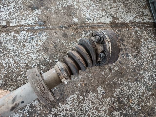 bontott VW VENTO Jobb Féltengely