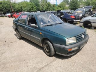 bontott VW VENTO Motor (Fűzött blokk hengerfejjel)