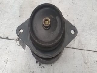 bontott VW VENTO Motor Tartó Bak (Fém)