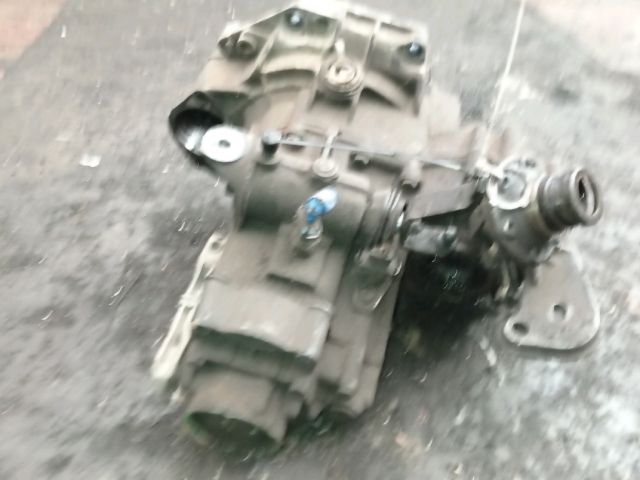 bontott VW VENTO Váltó (Mechanikus)