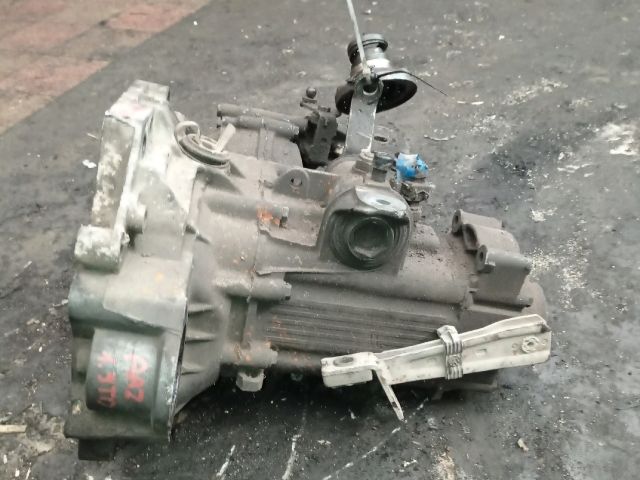 bontott VW VENTO Váltó (Mechanikus)