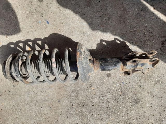 bontott VW VENTO Bal első Csonkállvány