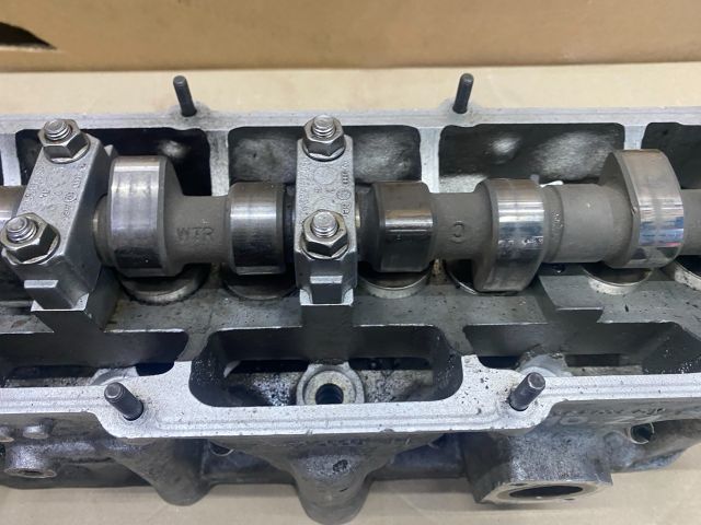 bontott VW VENTO Hengerfej