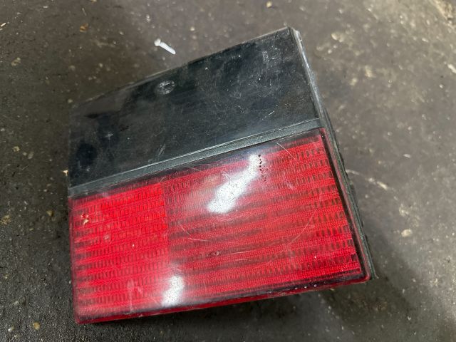 bontott VW VENTO Bal Belső Hátsó Lámpa