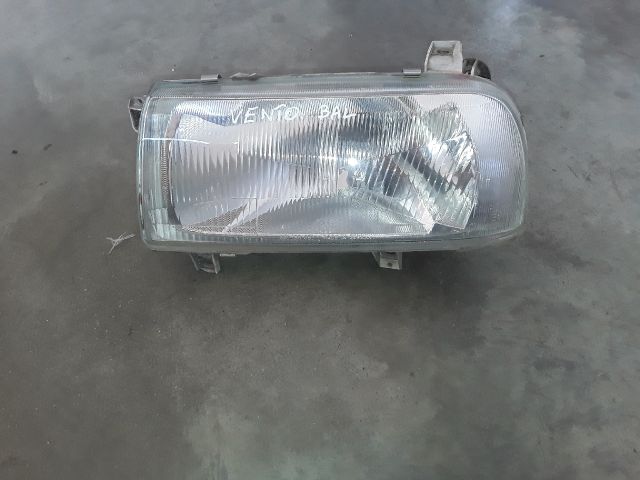 bontott VW VENTO Bal Fényszóró