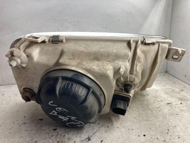 bontott VW VENTO Bal Fényszóró