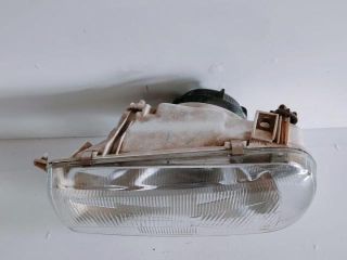 bontott VW VENTO Bal Fényszóró