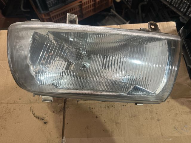 bontott VW VENTO Bal Fényszóró