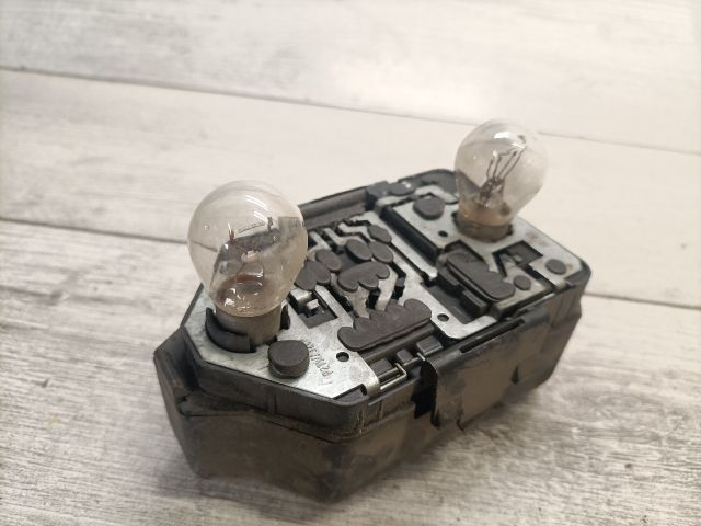 bontott VW VENTO Bal Hátsó Lámpa Foglalat