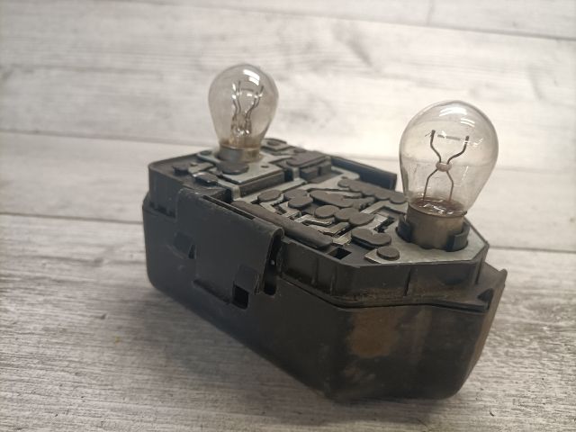 bontott VW VENTO Bal Hátsó Lámpa Foglalat