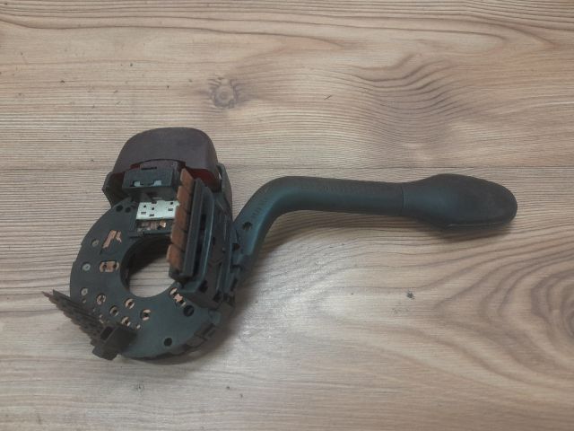 bontott VW VENTO Bal Kormánykapcsoló Irányjelző