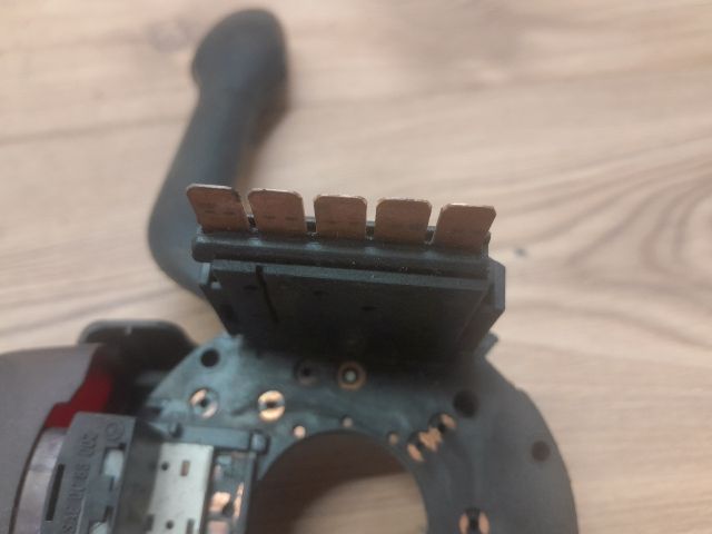 bontott VW VENTO Bal Kormánykapcsoló Irányjelző