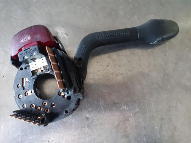 bontott VW VENTO Bal Kormánykapcsoló Irányjelző